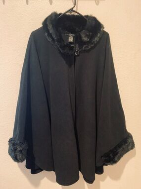 Cejon Black Faux Fur-Trim Cape Poncho